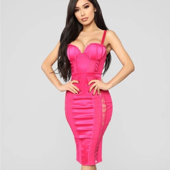 Fashion Nova Melinna Satin Dress – Pink Medium - Picture 1 of 15